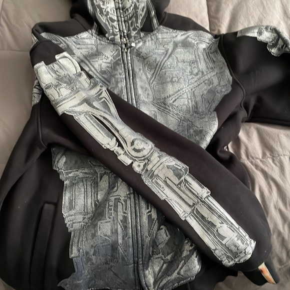 CLH Terminator Hoodie - Picture 2 of 7